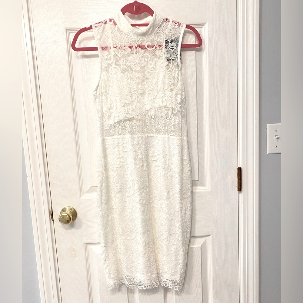 NWT 🤍 Revolve 🤍 White Lace Jules Dress by NBD 🤍 size Medium - Picture 5 of 7
